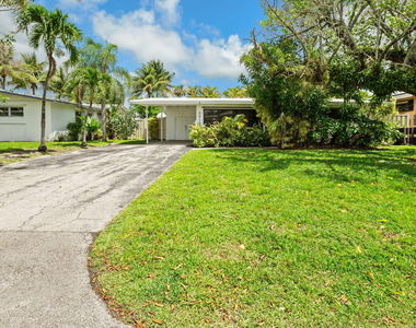 2512 Sugarloaf Lane - Photo Thumbnail 5