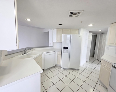5051 N Highway A1a - Photo Thumbnail 11