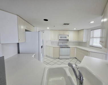 5051 N Highway A1a - Photo Thumbnail 26