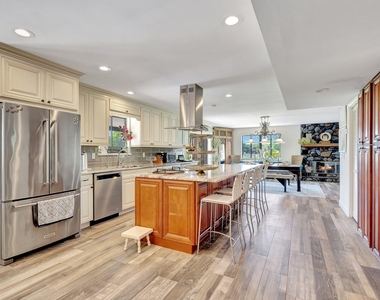 5446 Reynolds Road - Photo Thumbnail 13