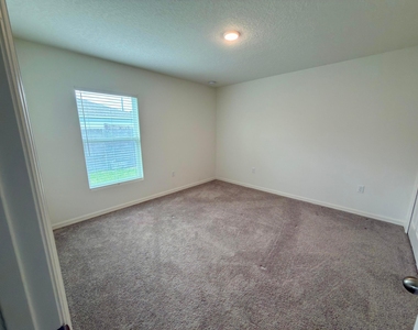 6446 Nw Polly Court - Photo Thumbnail 13