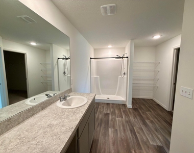 6446 Nw Polly Court - Photo Thumbnail 7