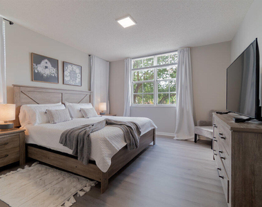 11790 Saint Andrews Place - Photo Thumbnail 11