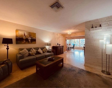 7834 Edgewater Drive - Photo Thumbnail 9