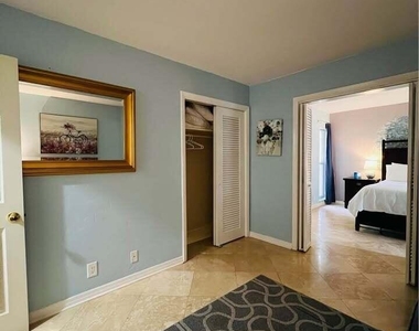 7834 Edgewater Drive - Photo Thumbnail 30