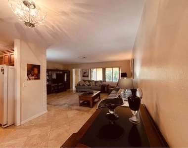 7834 Edgewater Drive - Photo Thumbnail 7