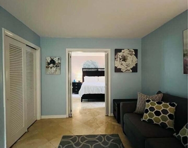 7834 Edgewater Drive - Photo Thumbnail 29