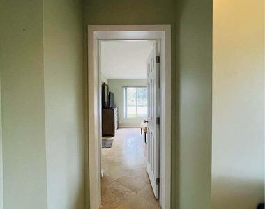 7834 Edgewater Drive - Photo Thumbnail 17