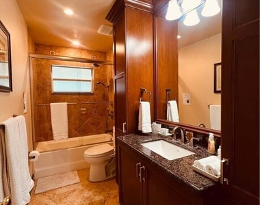 7834 Edgewater Drive - Photo Thumbnail 15