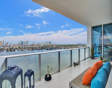 17301 Biscayne Boulevard - Photo Thumbnail 54