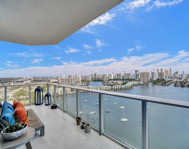 17301 Biscayne Boulevard - Photo Thumbnail 52