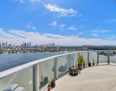 17301 Biscayne Boulevard - Photo Thumbnail 48