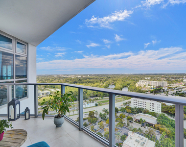 17301 Biscayne Boulevard - Photo Thumbnail 61