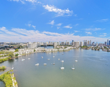 17301 Biscayne Boulevard - Photo Thumbnail 51