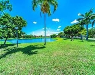 435 Sw Natura Avenue - Photo Thumbnail 6