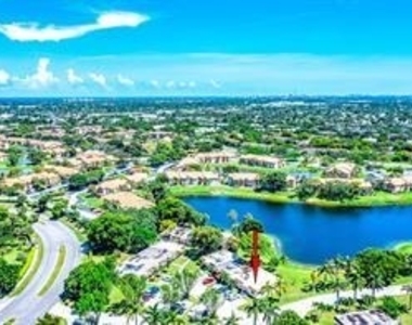 435 Sw Natura Avenue - Photo Thumbnail 2