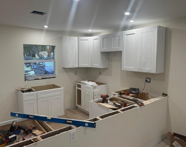 435 Sw Natura Avenue - Photo Thumbnail 12