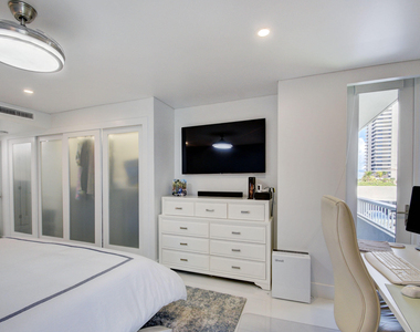 5510 N Ocean Drive - Photo Thumbnail 15
