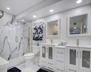 5510 N Ocean Drive - Photo Thumbnail 21