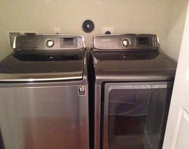 9680 Lago Drive - Photo Thumbnail 27