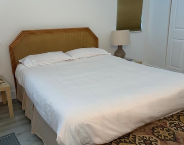 11790 Saint Andrews Place - Photo Thumbnail 8