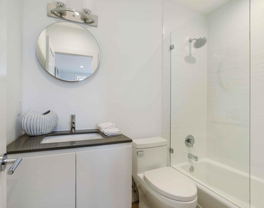 2770 Polo Island Drive - Photo Thumbnail 17