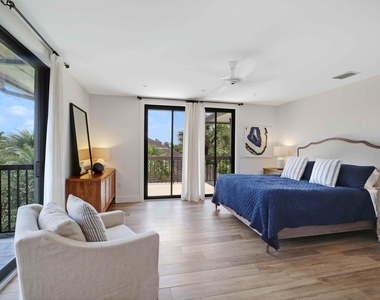 2770 Polo Island Drive - Photo Thumbnail 7