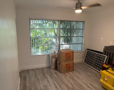 2748 Ne 28th Avenue - Photo Thumbnail 18