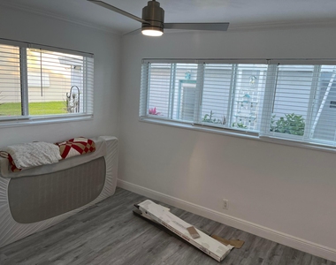 2748 Ne 28th Avenue - Photo Thumbnail 13