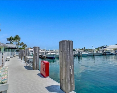 2748 Ne 28th Avenue - Photo Thumbnail 35