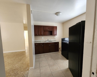 1025 13th Street - Photo Thumbnail 2