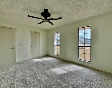 605 Nw 138th Street - Photo Thumbnail 19