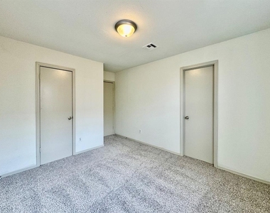 605 Nw 138th Street - Photo Thumbnail 25