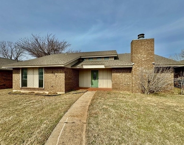 605 Nw 138th Street - Photo Thumbnail 1