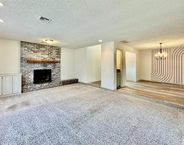 605 Nw 138th Street - Photo Thumbnail 3