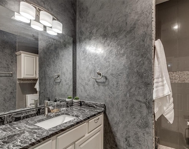 6162 N Brookline Avenue - Photo Thumbnail 23