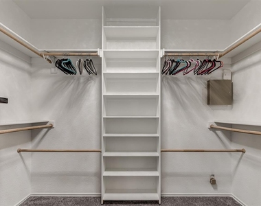 6162 N Brookline Avenue - Photo Thumbnail 21