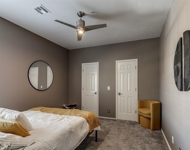 6162 N Brookline Avenue - Photo Thumbnail 25