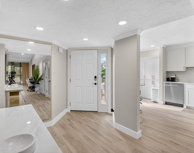 7455 Glendevon Lane - Photo Thumbnail 8