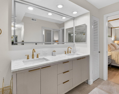 7455 Glendevon Lane - Photo Thumbnail 28