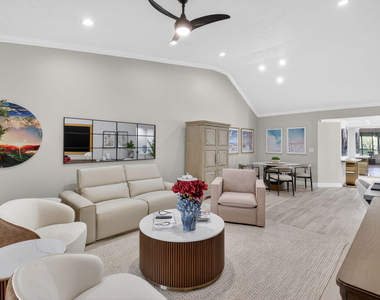 7455 Glendevon Lane - Photo Thumbnail 2