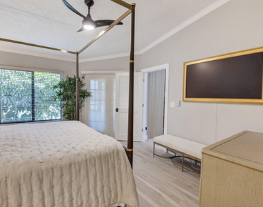 7455 Glendevon Lane - Photo Thumbnail 20