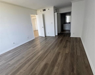 3300 Ne 192nd Street - Photo Thumbnail 17
