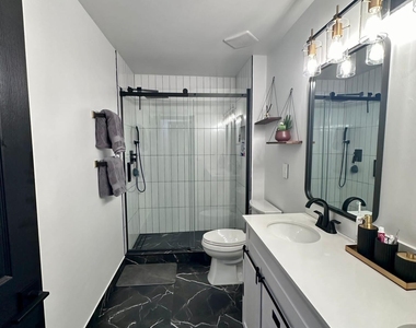 132 Weybridge Circle - Photo Thumbnail 11