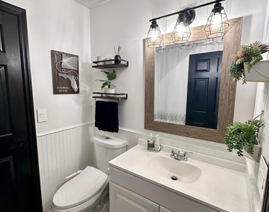 132 Weybridge Circle - Photo Thumbnail 17