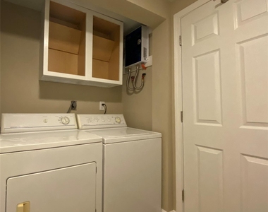405 N Main Street - Photo Thumbnail 9