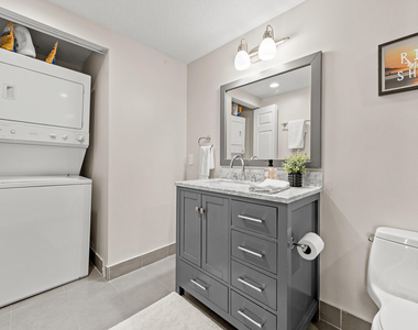 511 Lucerne Avenue - Photo Thumbnail 12