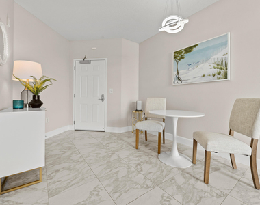 511 Lucerne Avenue - Photo Thumbnail 2