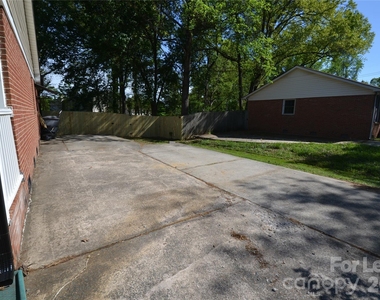 1422 Thermal Road - Photo Thumbnail 35