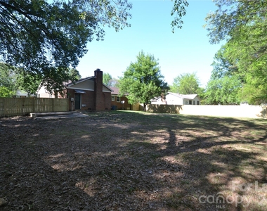 1422 Thermal Road - Photo Thumbnail 37